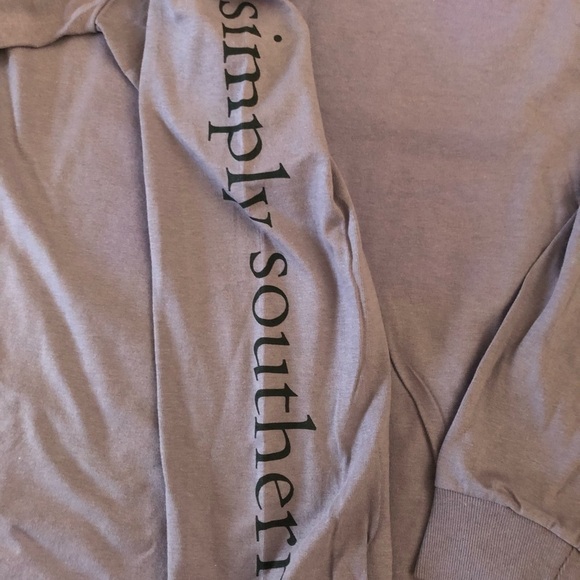Simply Southern Delaware LS Crewneck Tee Plum M Graphics Long Sleeve Crewneck - Picture 4 of 6